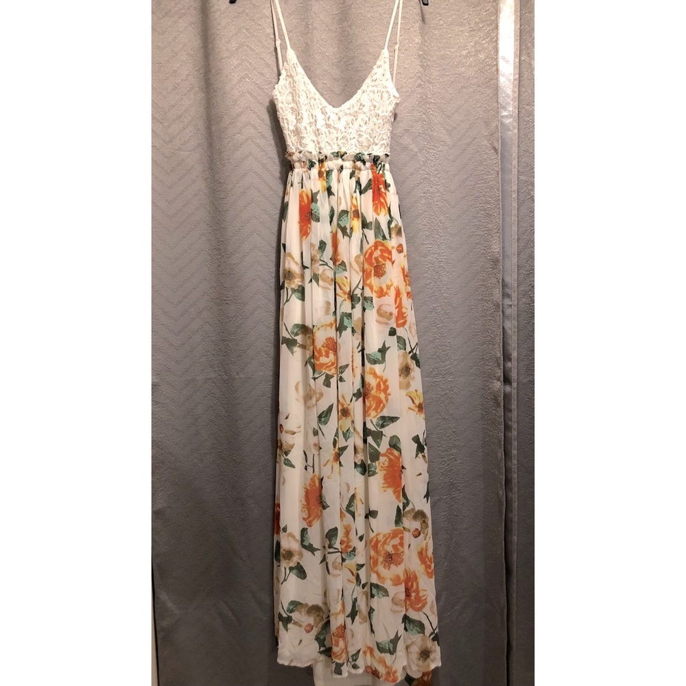 NWOT! Bambu Backless Maxi Dress